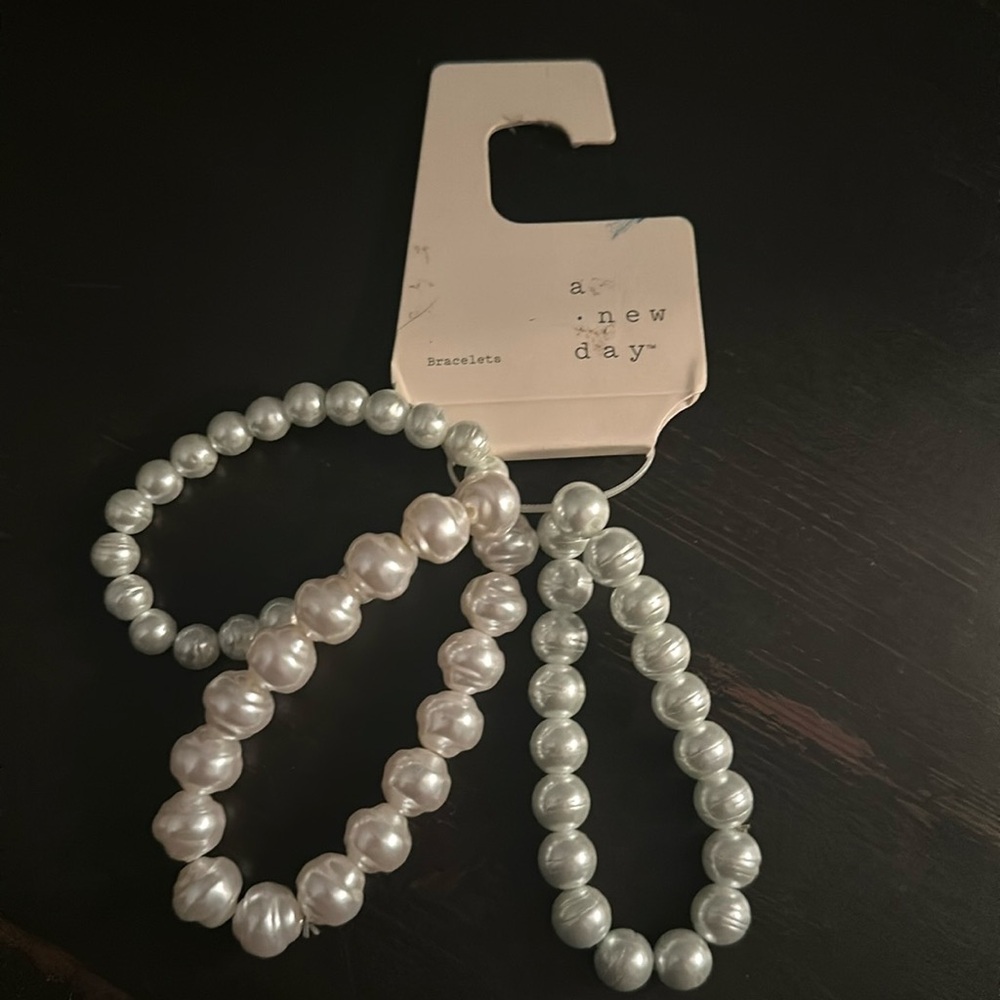 New** Set of 3 Faux Pearl Bracelets